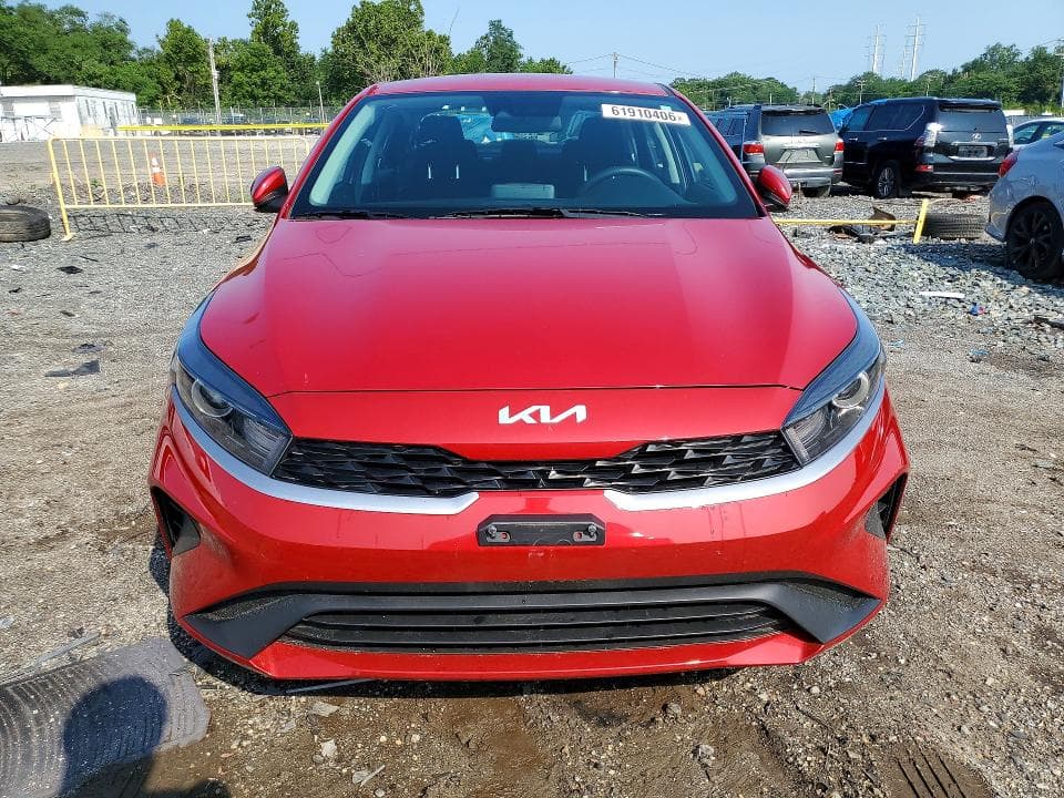 2024 KIA FORTE LXS 5