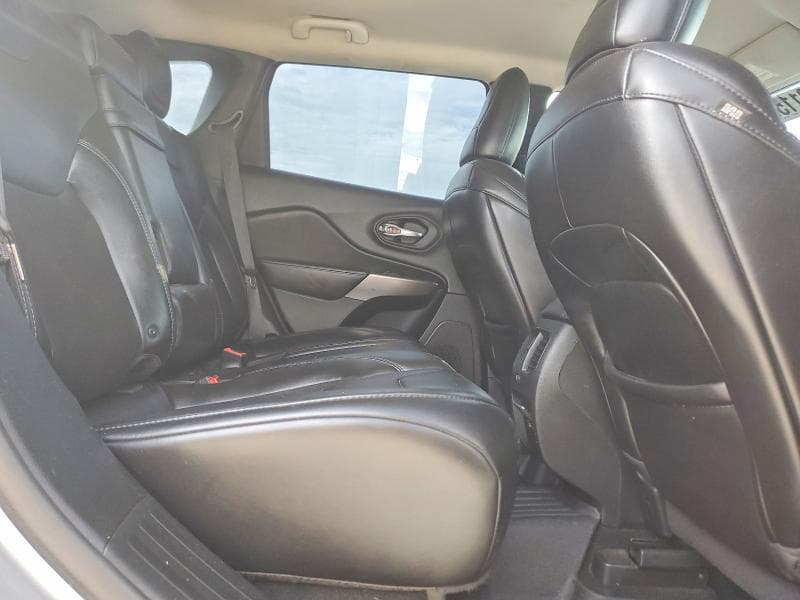 2019 JEEP CHEROKEE LATITUDE PLUS 11