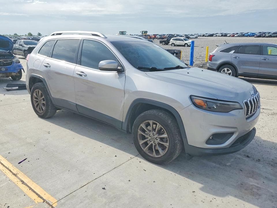 2019 JEEP CHEROKEE LATITUDE PLUS 4