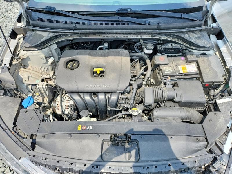 2020 HYUNDAI ELANTRA SE 11