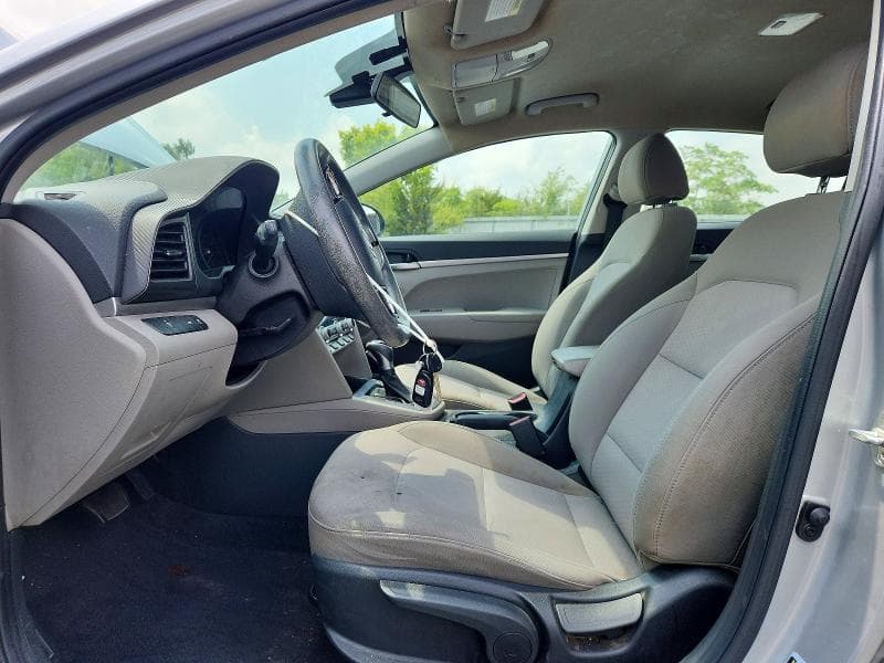 2020 HYUNDAI ELANTRA SE 7