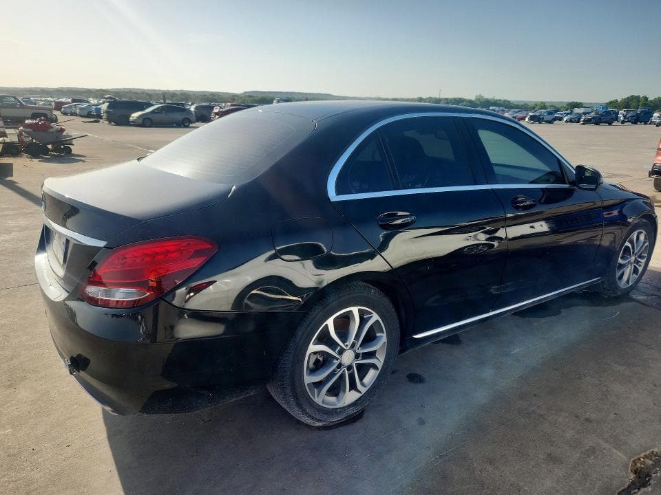 2017 MERCEDES-BENZ C 300 3