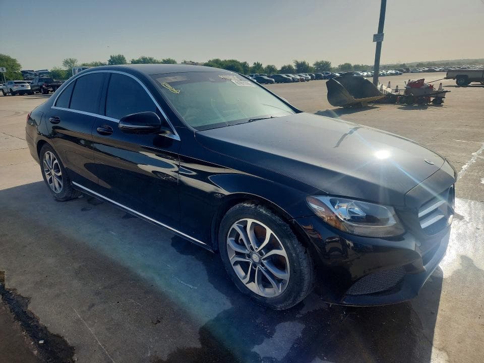 2017 MERCEDES-BENZ C 300 4
