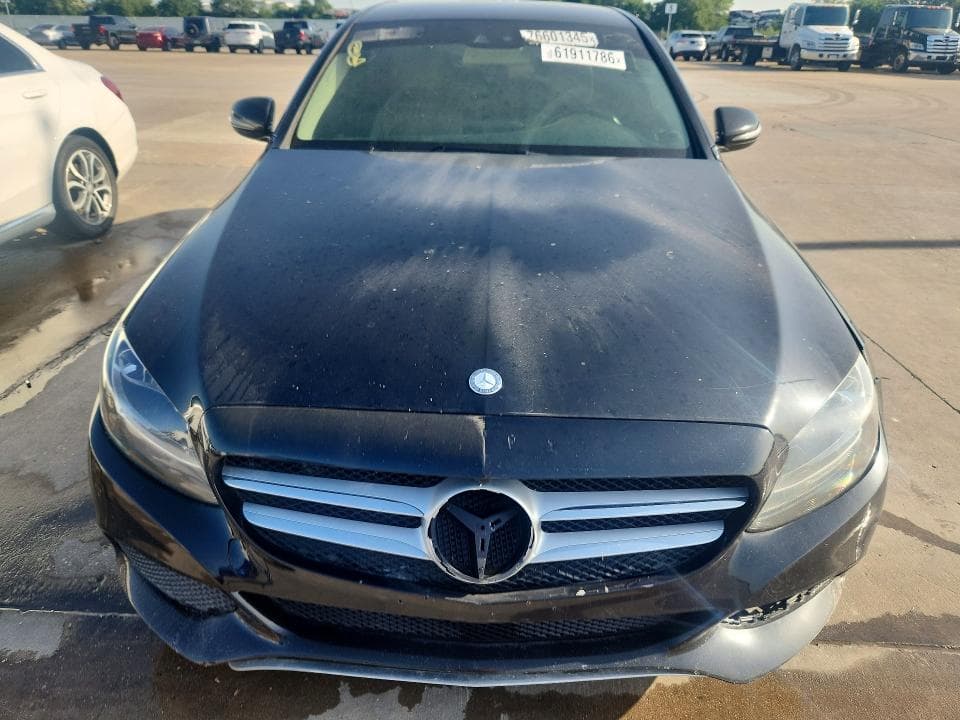 2017 MERCEDES-BENZ C 300 5