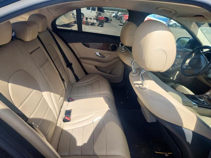 2017 MERCEDES-BENZ C 300 10