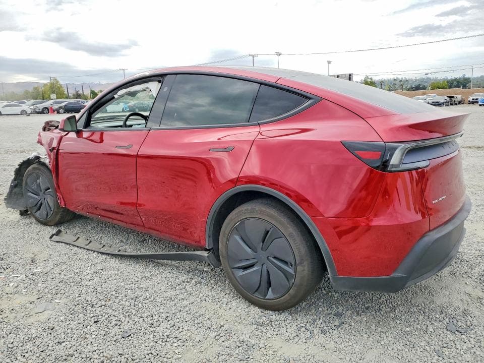 2026 TESLA MODEL Y 2