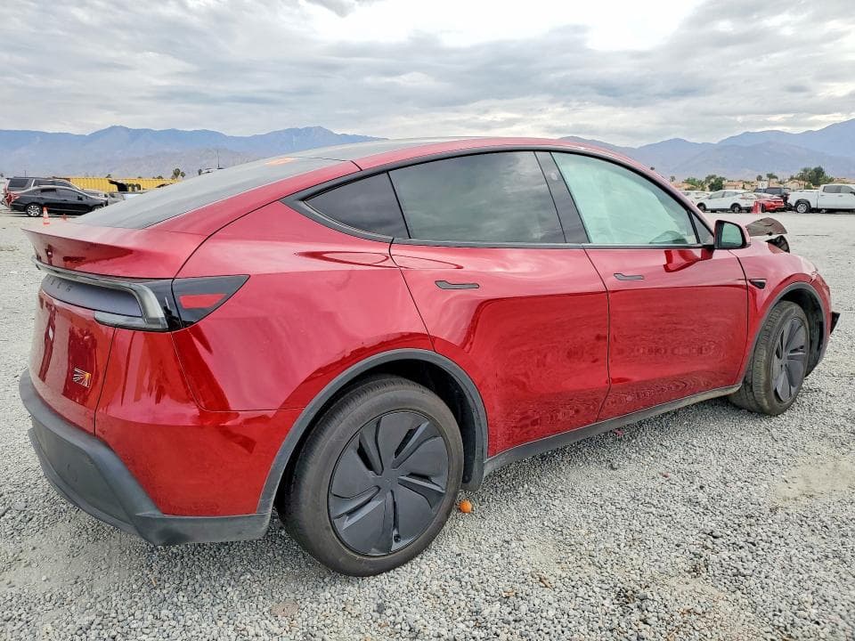 2026 TESLA MODEL Y 3
