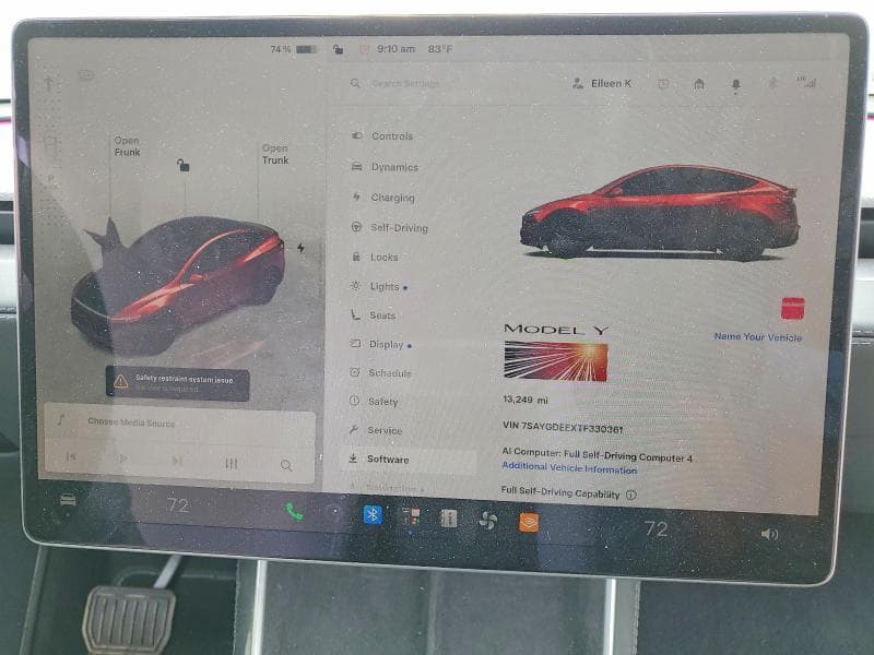 2026 TESLA MODEL Y 9