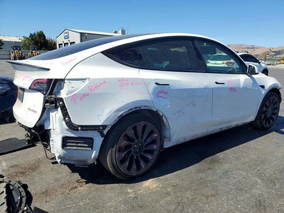 2022 TESLA MODEL Y 3