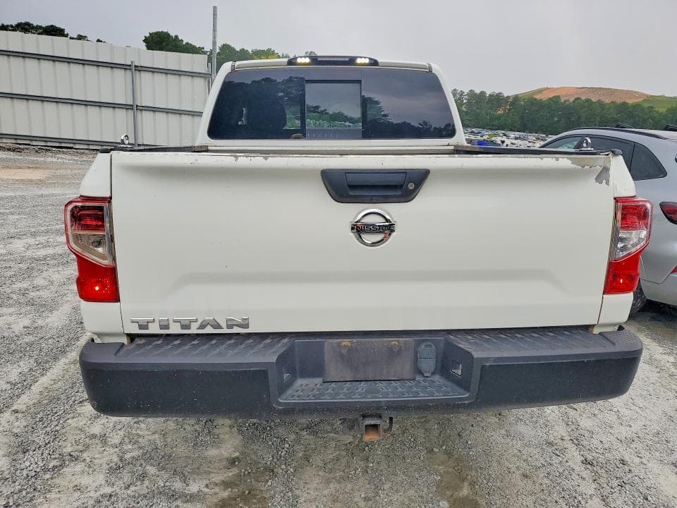 2018 NISSAN TITAN S 6