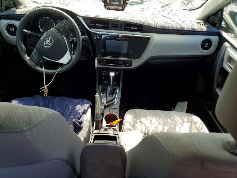 2018 TOYOTA COROLLA LE LE 8