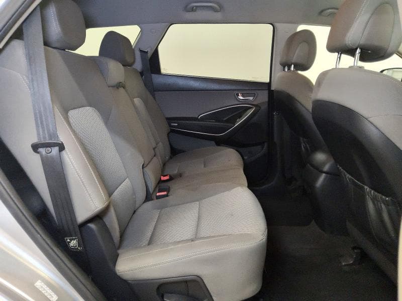 2019 HYUNDAI SANTA FE XL SE 11
