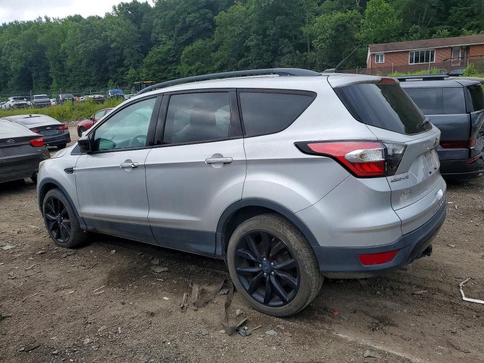 2017 FORD ESCAPE SE 2