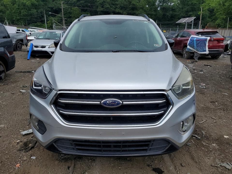 2017 FORD ESCAPE SE 5