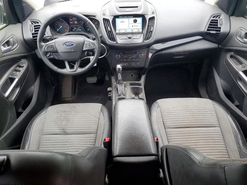 2017 FORD ESCAPE SE 8