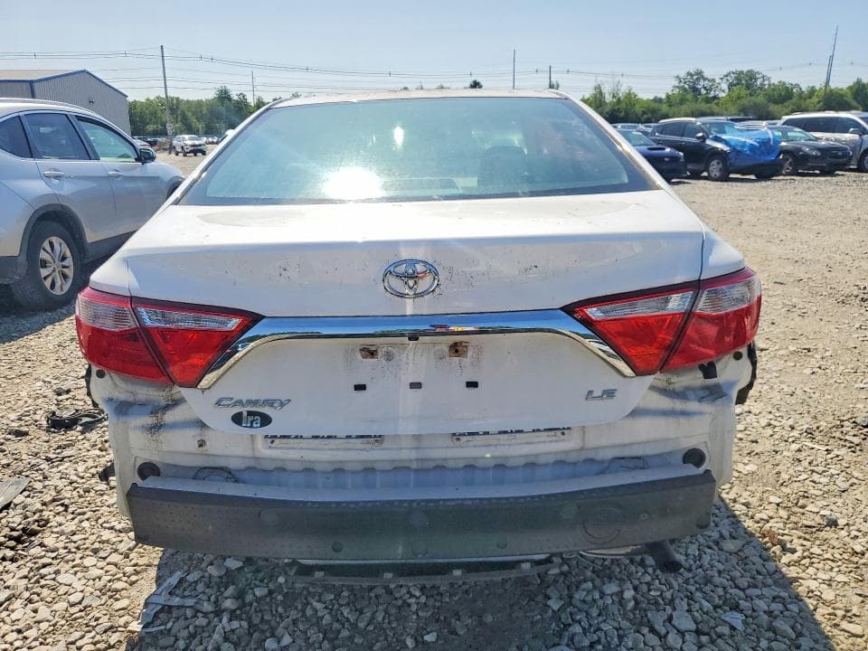 2017 TOYOTA CAMRY LE 6