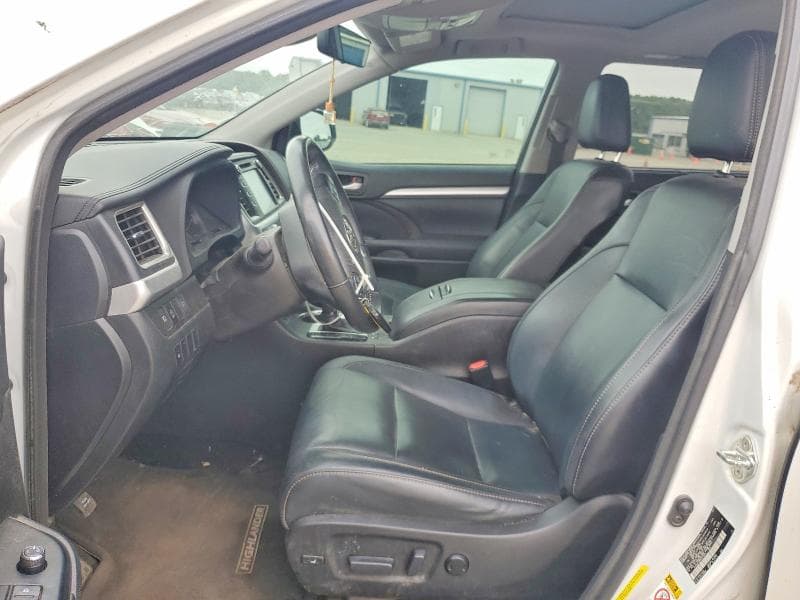 2017 TOYOTA HIGHLANDER XLE XLE 7