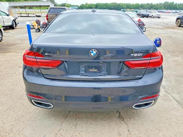 2018 BMW 750 XI 6