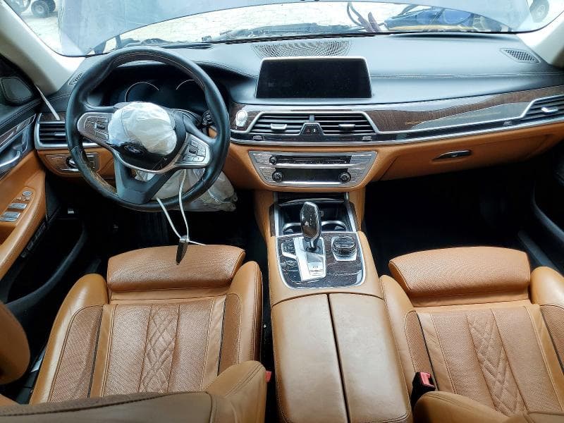 2018 BMW 750 XI 8