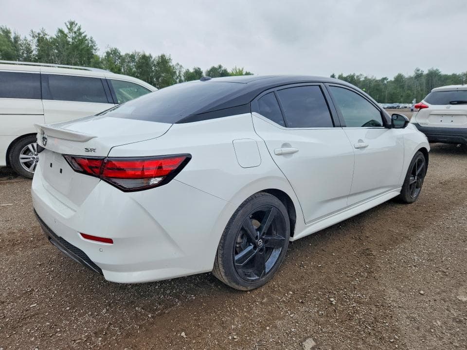 2023 NISSAN SENTRA SR 3