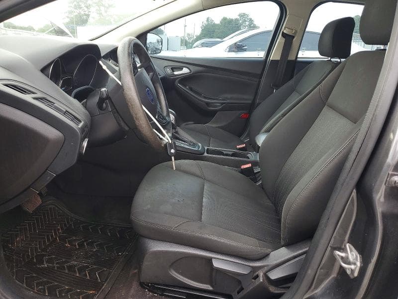 2017 FORD FOCUS SE 7