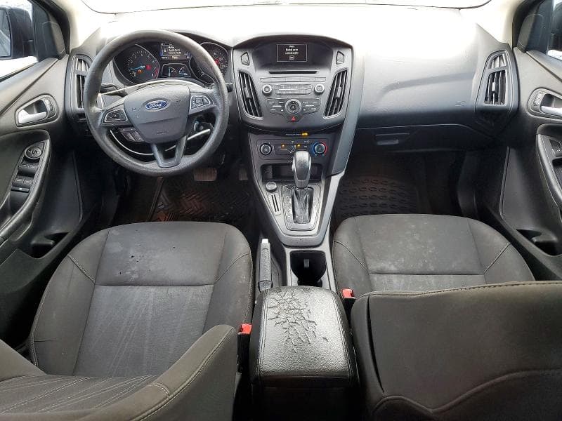 2017 FORD FOCUS SE 8