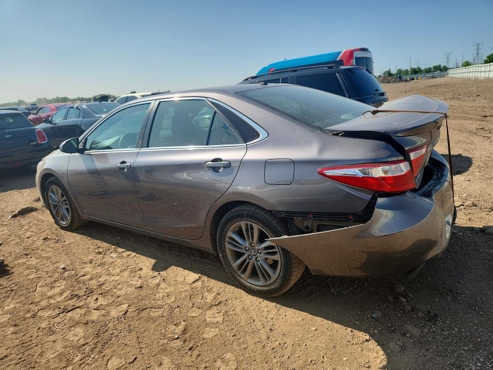 2017 TOYOTA CAMRY SE 2