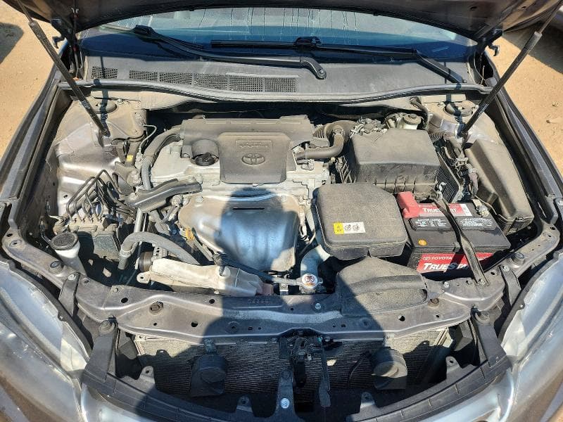 2017 TOYOTA CAMRY SE 11