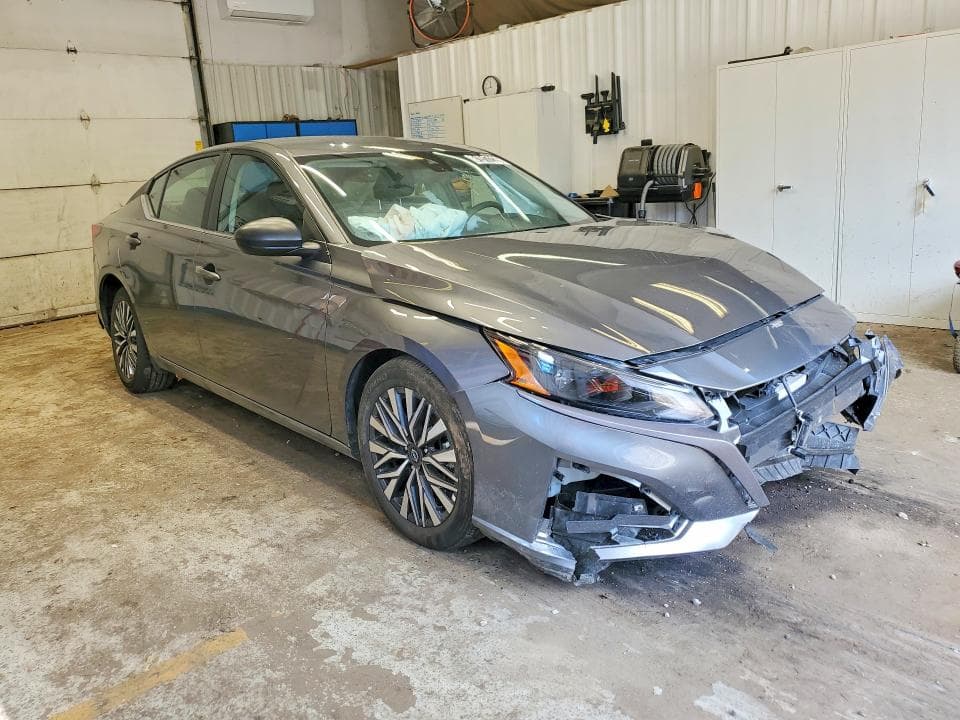 2026 NISSAN ALTIMA SV 4