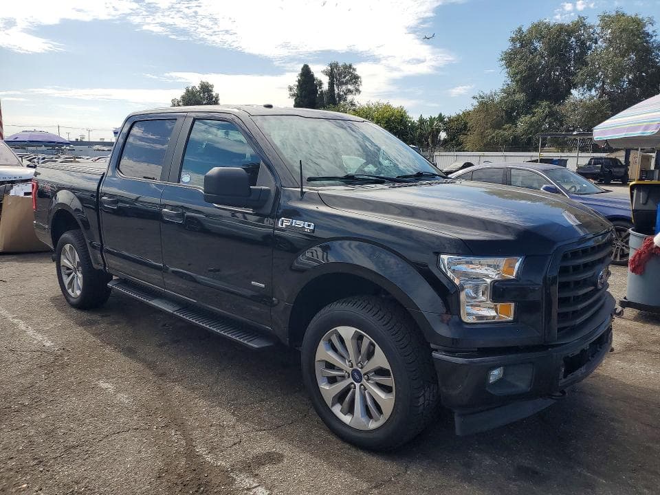 2017 FORD F150 SUPERCREW 4