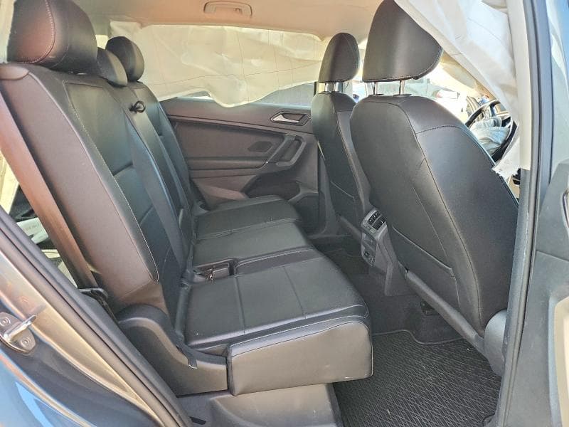 2018 VOLKSWAGEN TIGUAN SE 11