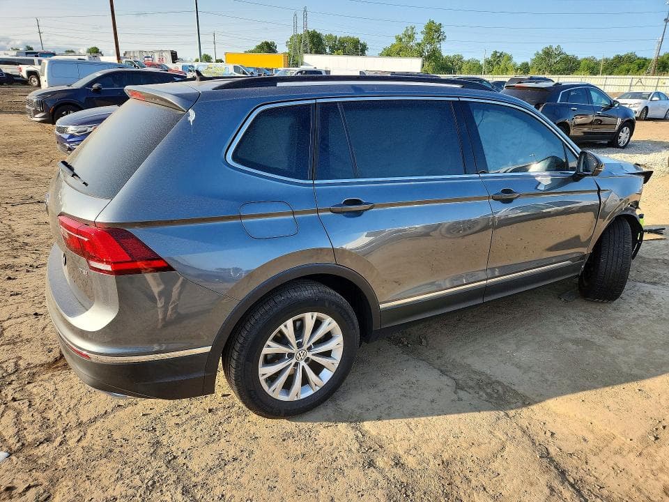 2018 VOLKSWAGEN TIGUAN SE 3