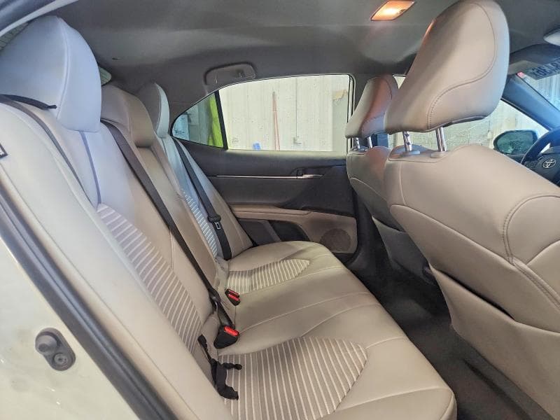 2021 TOYOTA CAMRY SE 10