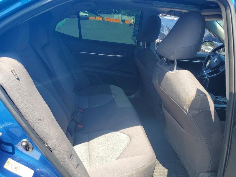2018 TOYOTA CAMRY XSE 10