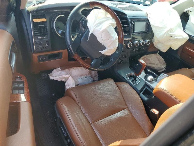 2019 TOYOTA SEQUOIA PLATINUM 8