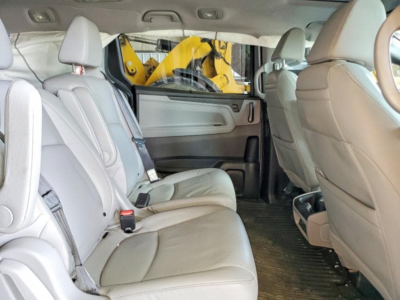 2018 HONDA ODYSSEY TOURING 11