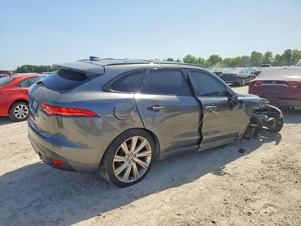 2017 JAGUAR F-PACE R - SPORT R - SPORT 3