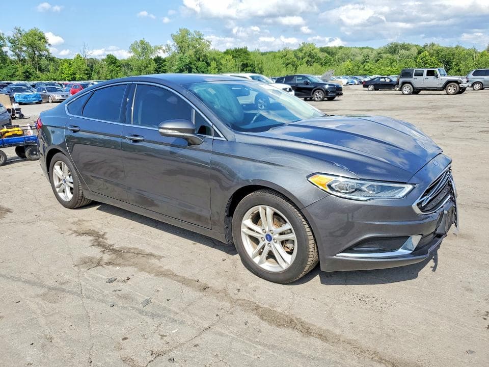 2018 FORD FUSION SE 4
