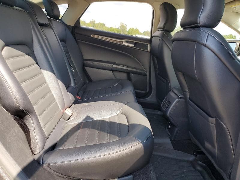 2018 FORD FUSION SE 10