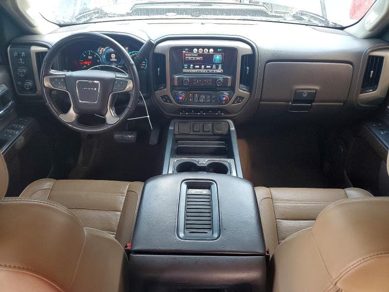 2017 GMC SIERRA K2500 DENALI 8