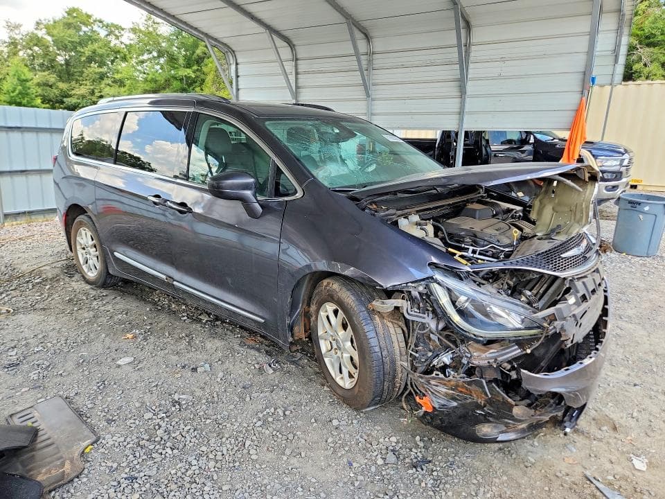 2020 CHRYSLER PACIFICA TOURING L 4