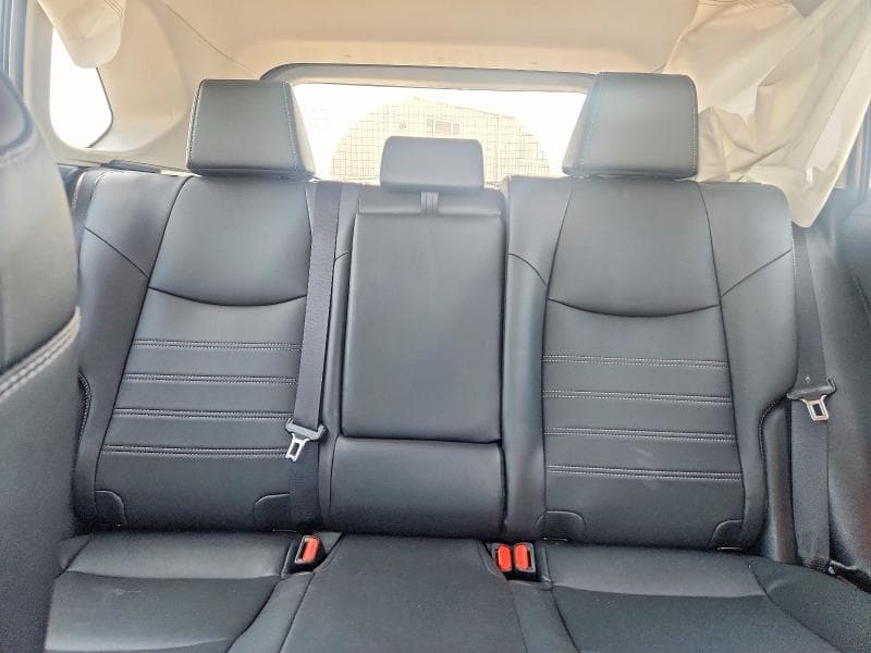 2025 TOYOTA RAV4 XLE 10
