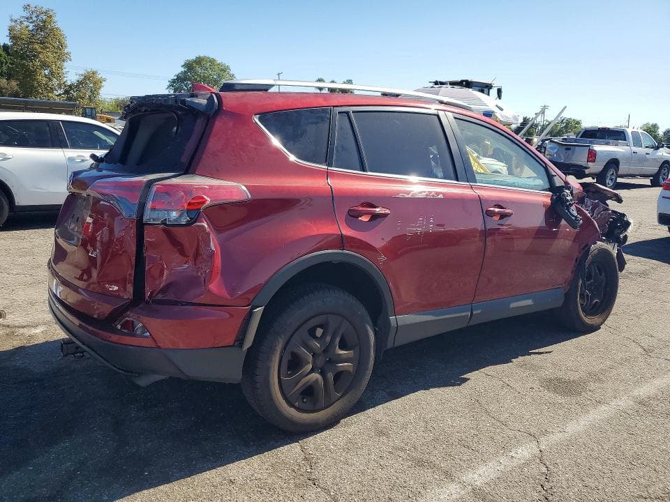 2018 TOYOTA RAV4 LE 3