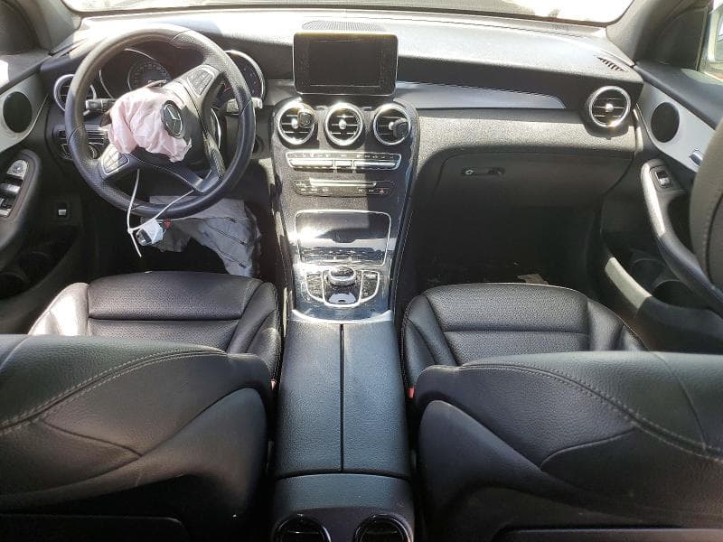2018 MERCEDES-BENZ GLC 300 300 8