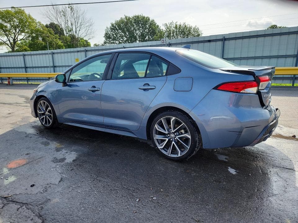 2020 TOYOTA COROLLA SE 2