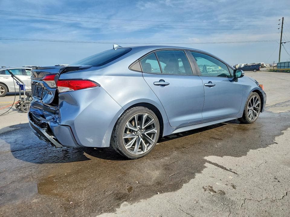 2020 TOYOTA COROLLA SE 3