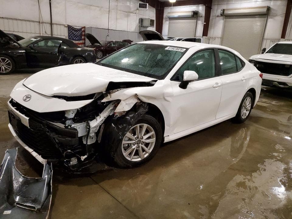 2025 TOYOTA CAMRY LE - 1