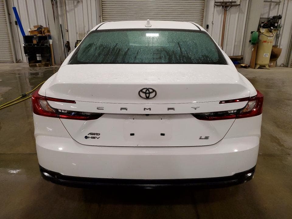 2025 TOYOTA CAMRY LE 6
