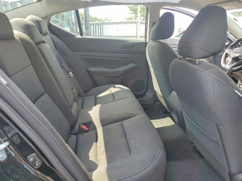 2024 NISSAN ALTIMA SV 10