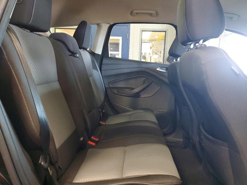 2017 FORD ESCAPE SE 11